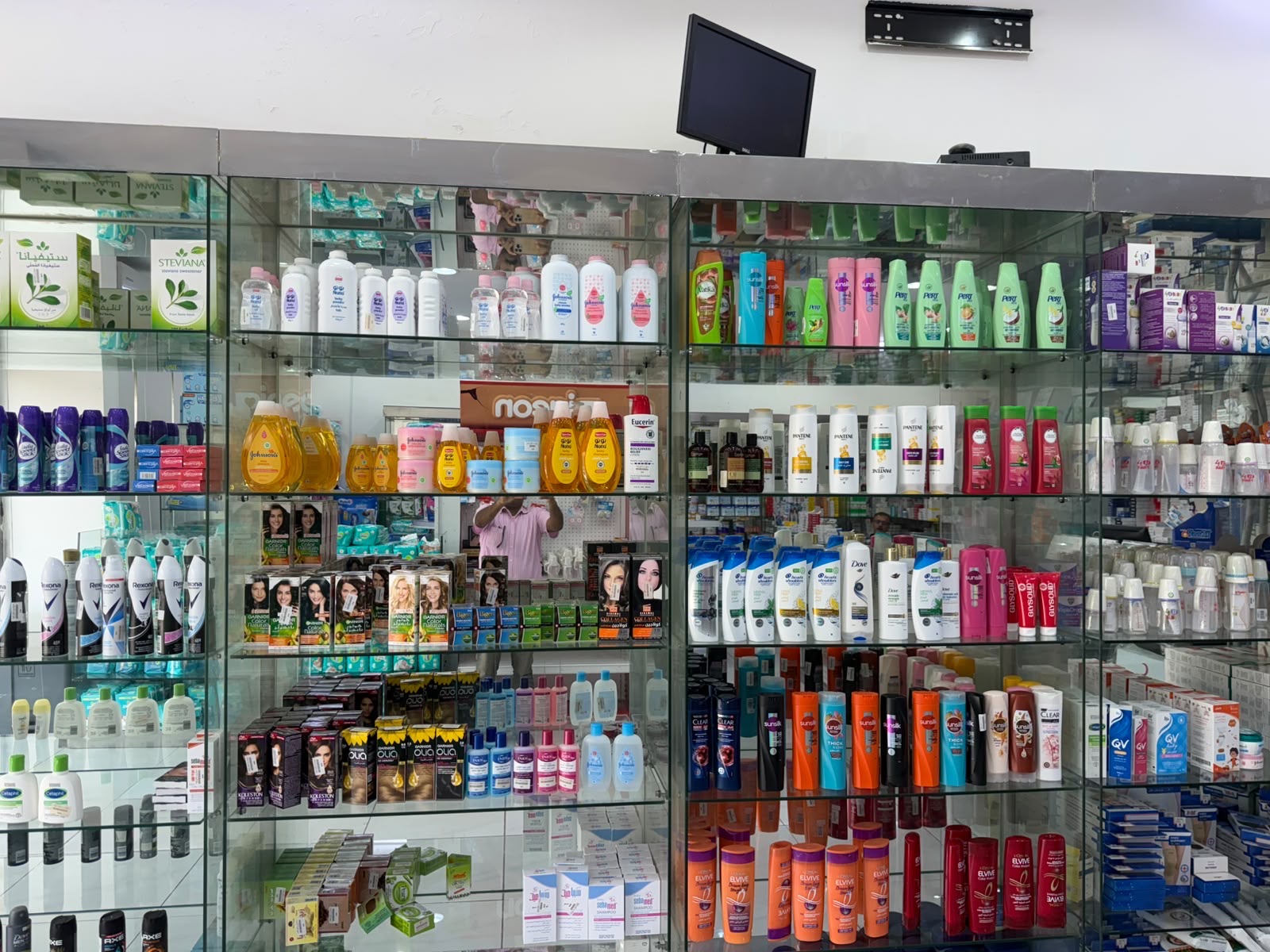 Personal care & hair care shelves